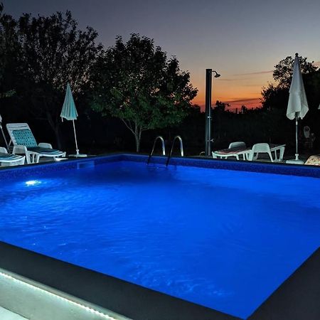Kaštelir Apartman Aja מראה חיצוני תמונה
