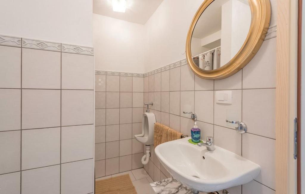 Kaštelir Apartman Aja מראה חיצוני תמונה