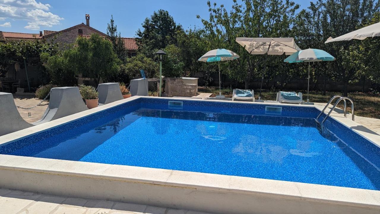 Kaštelir Apartman Aja מראה חיצוני תמונה